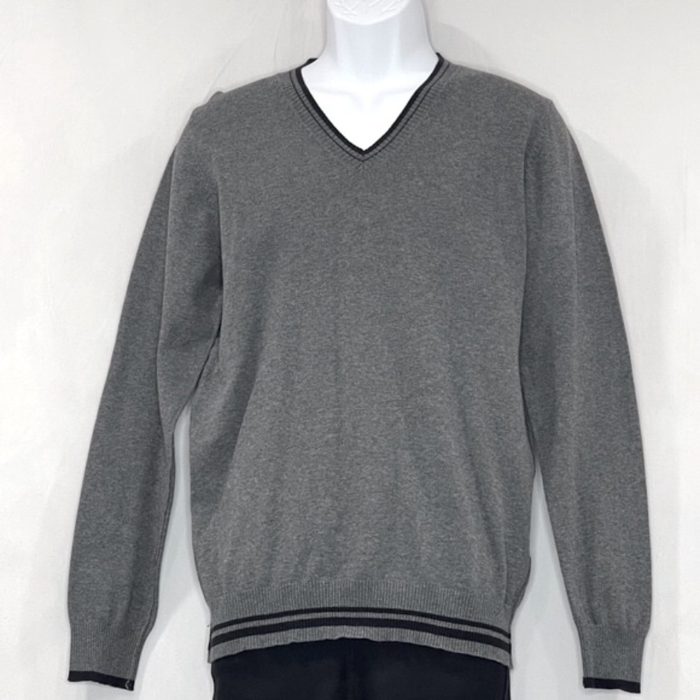 Zara Man Basic knitted V-Neck pullover Sweater
